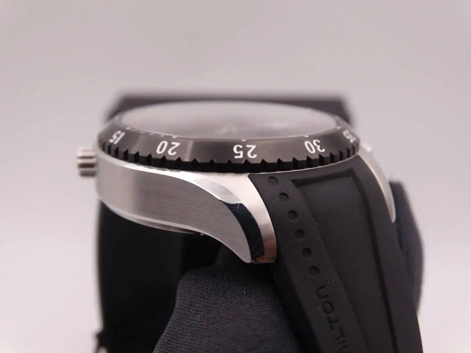 HAMILTON Air Zermatt 09862.webp