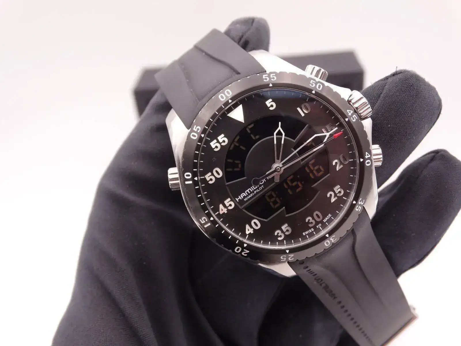 HAMILTON Air Zermatt 09869.webp