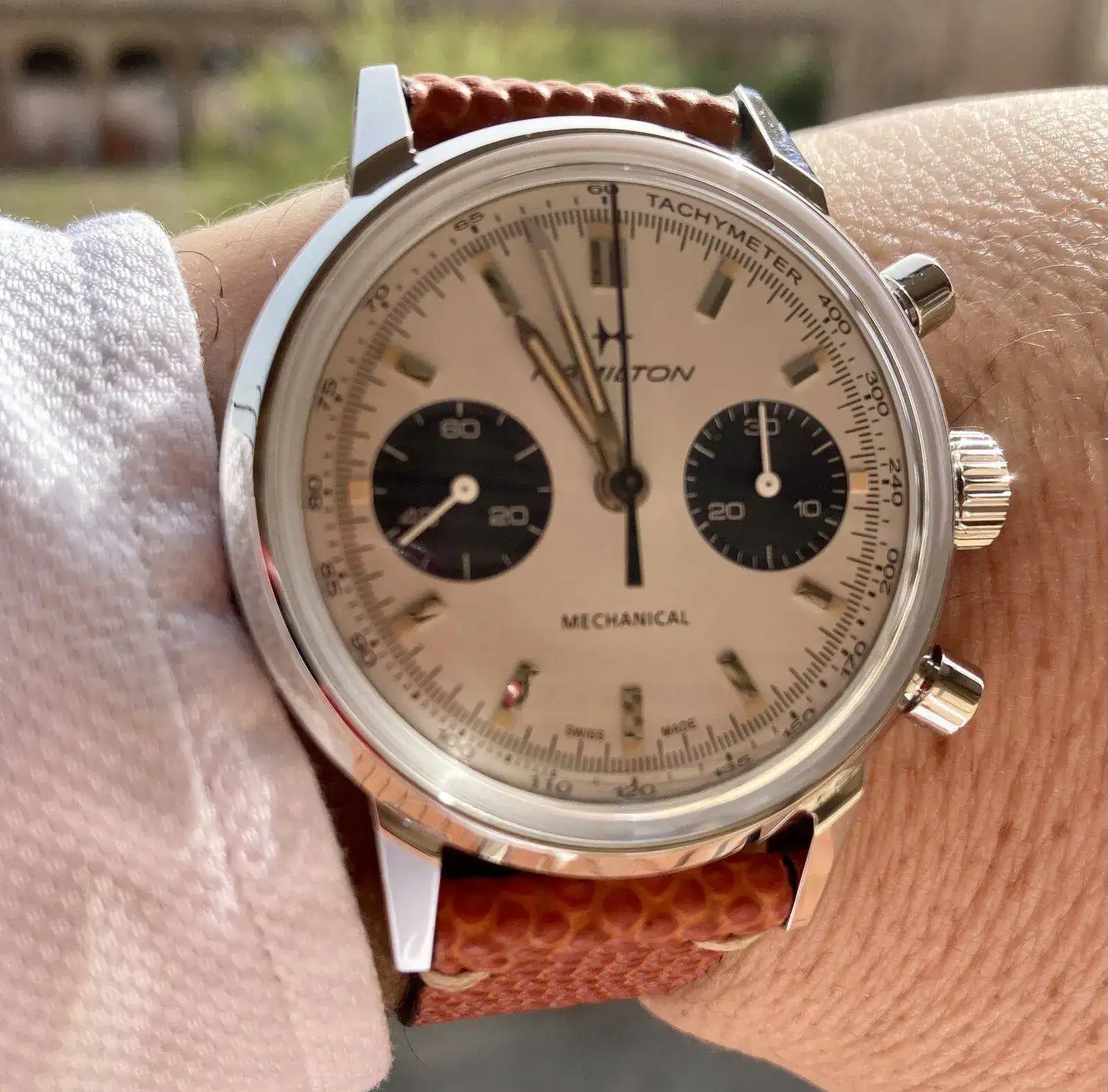 Hamilton Intra Matic Chrono H  H38429710_Geckota Basket Ball_5.webp