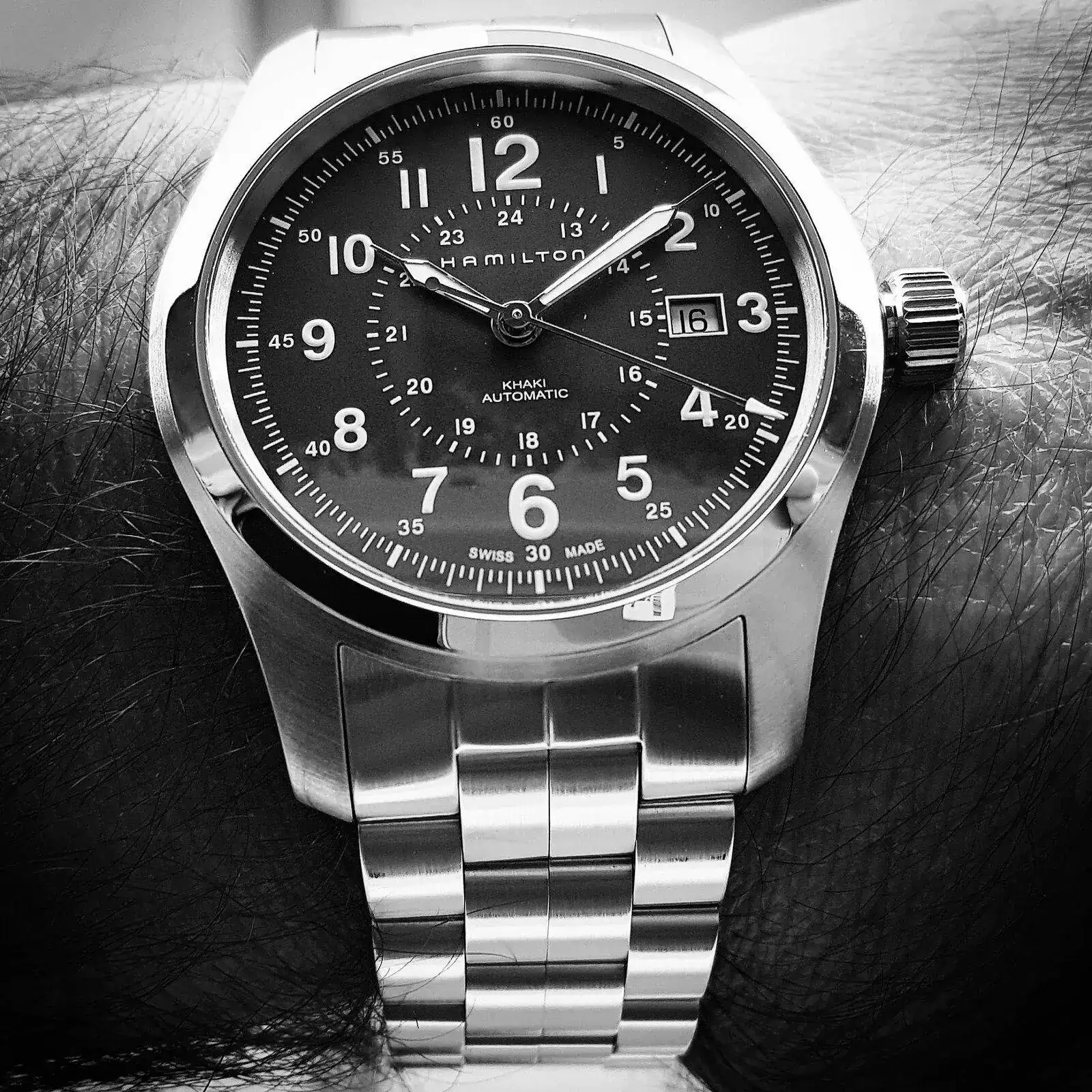 Hamilton Khaki Field Auto 42 mm 100M Blue Dial Bracelet #H70605143 (B&W).webp