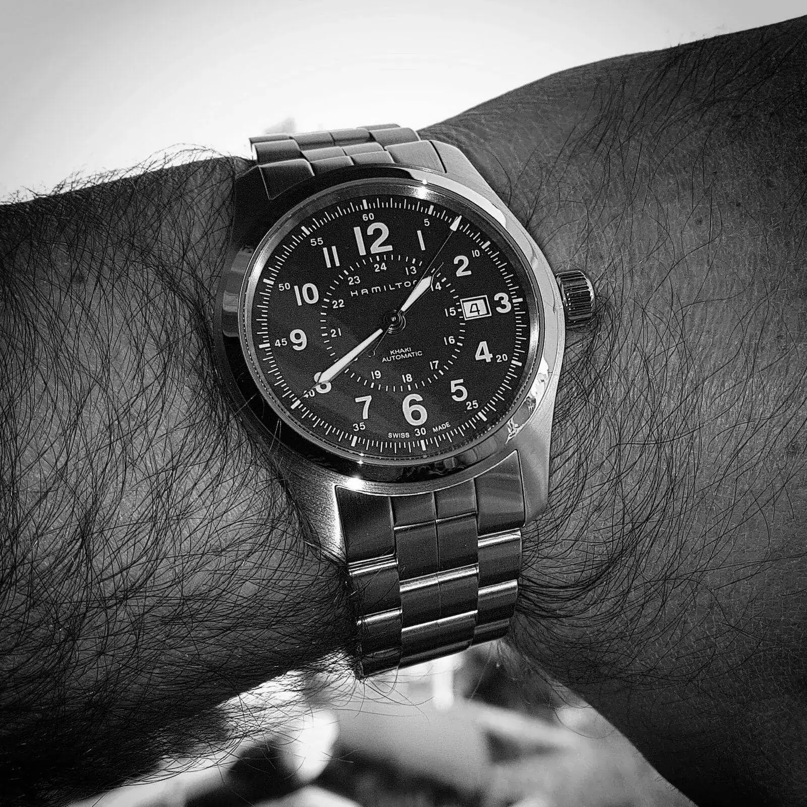 Hamilton Khaki Field Auto 42 mm 100M Blue Dial Bracelet #H70605143 (B&W).webp