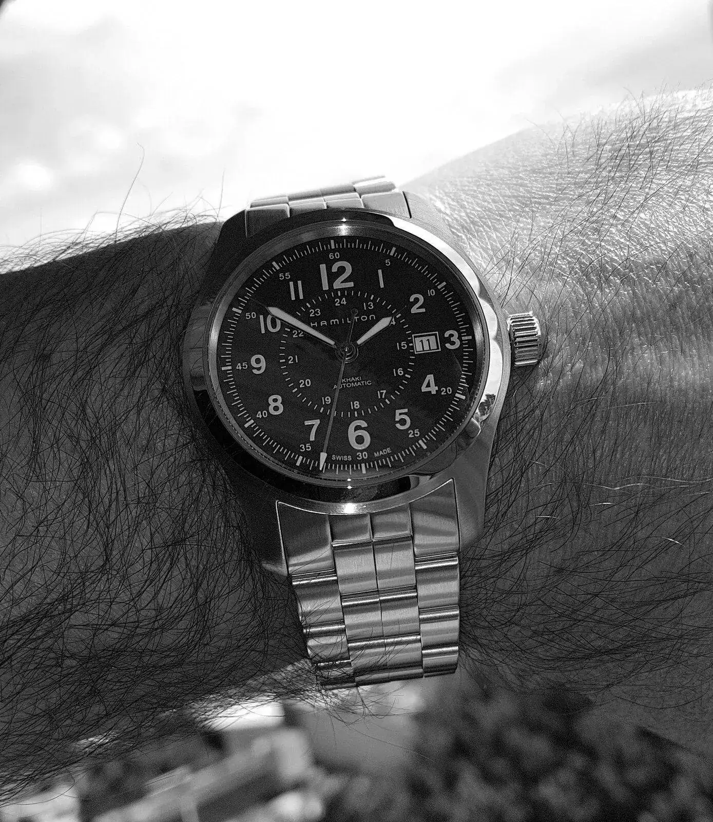 Hamilton Khaki Field Auto 42 mm 100M Blue Dial Bracelet #H70605143 (B&W).webp