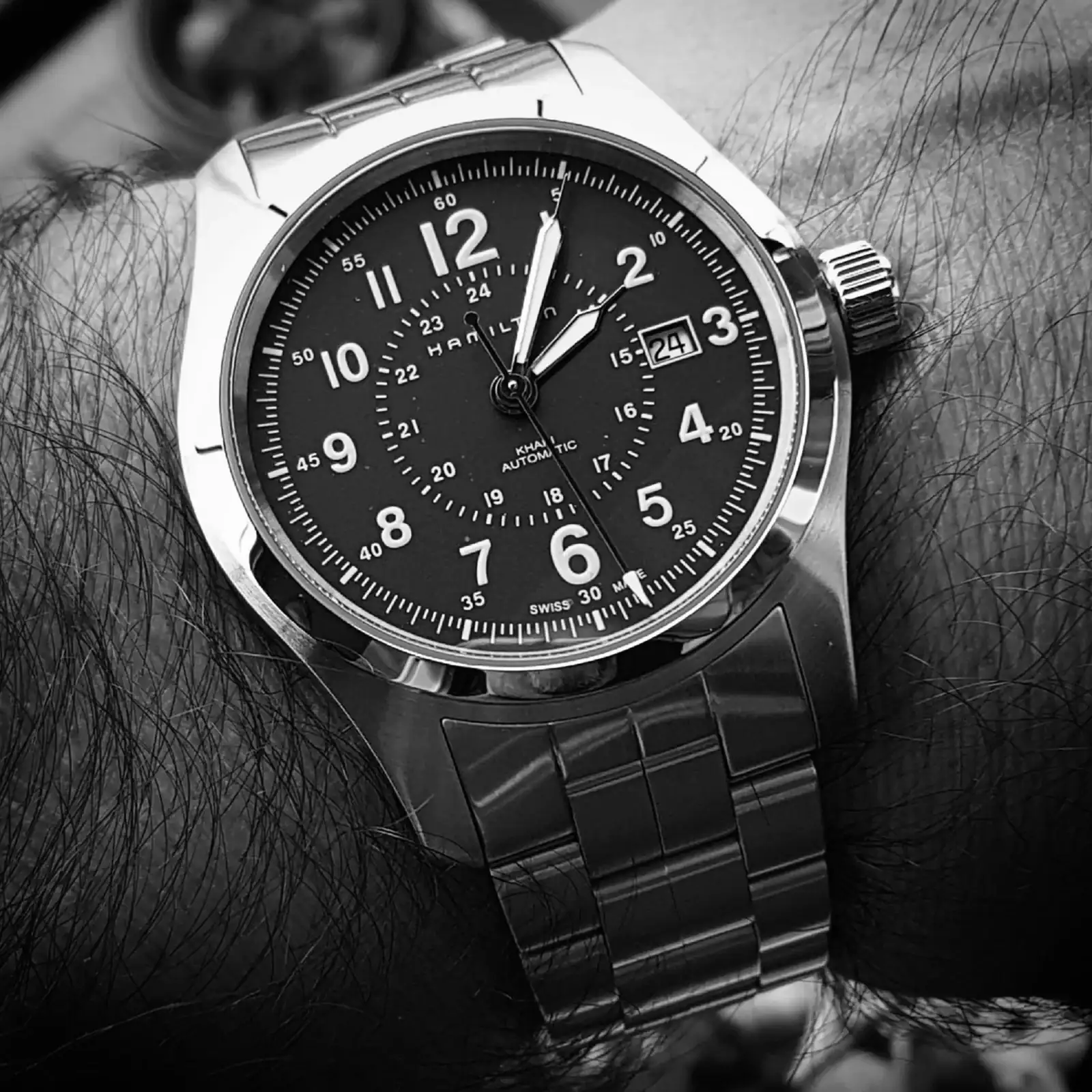 Hamilton Khaki Field Auto 42 mm 100M Blue Dial Bracelet #H70605143 (B&W).webp