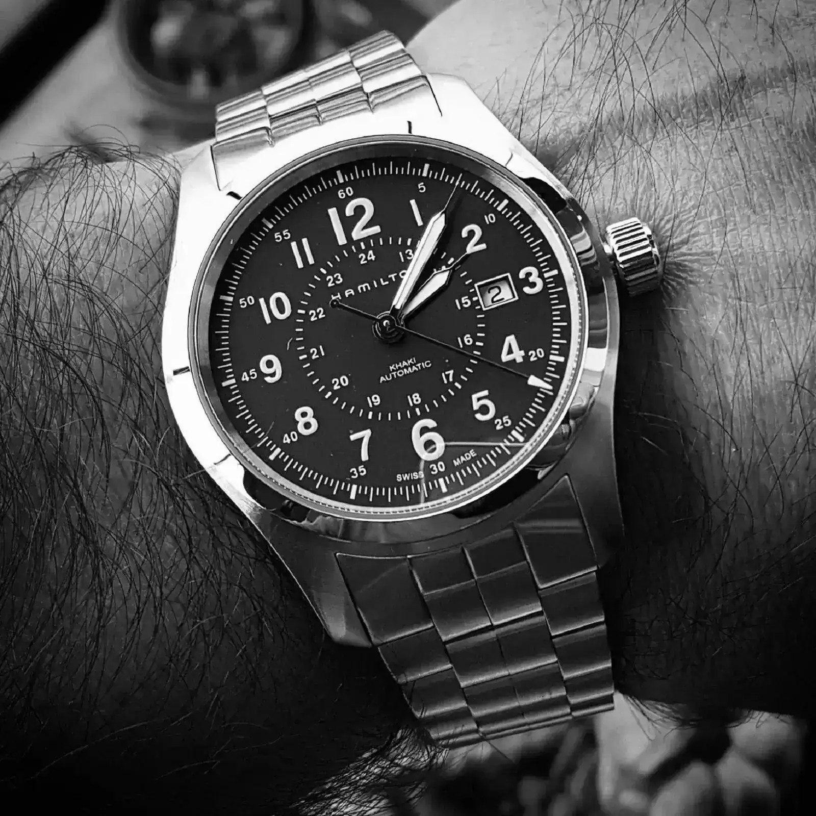 Hamilton Khaki Field Auto 42 mm 100M Blue Dial Bracelet #H70605143 (B&W).webp