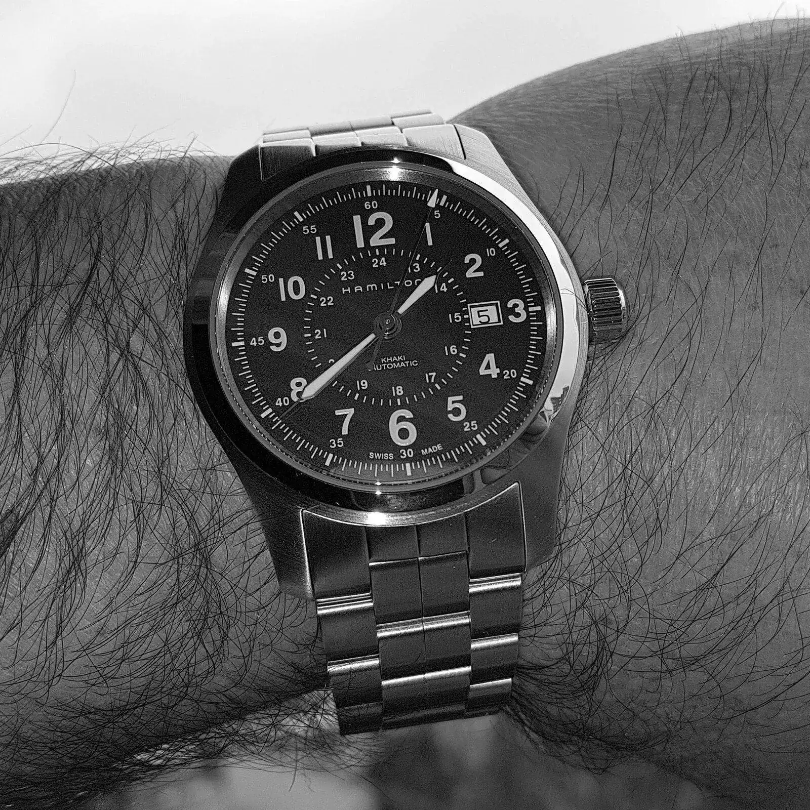 Hamilton Khaki Field Auto 42 mm 100M Blue Dial Bracelet #H70605143 (ByN).webp