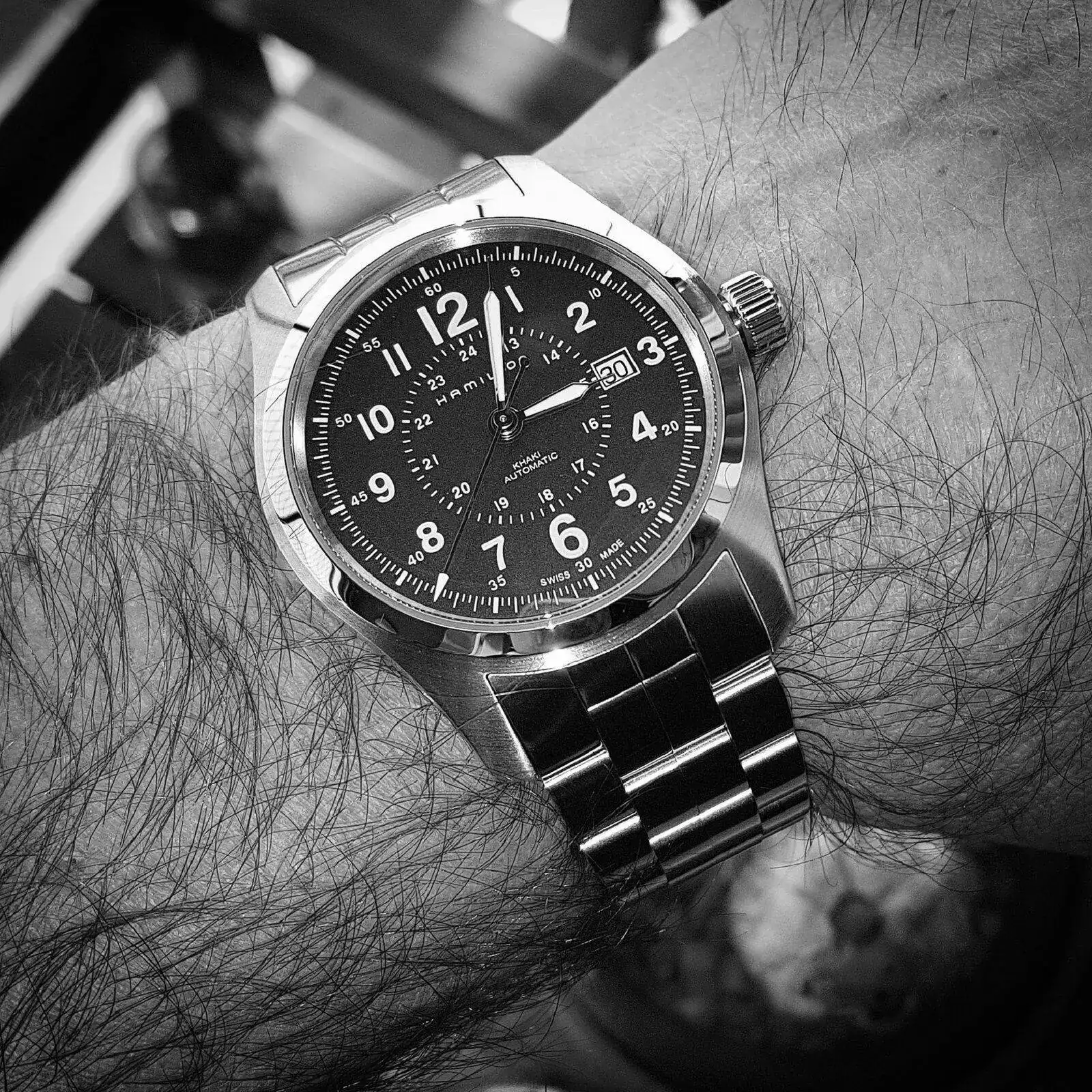 Hamilton Khaki Field Auto 42 mm 100M Blue Dial Bracelet #H70605143 (ByN).webp