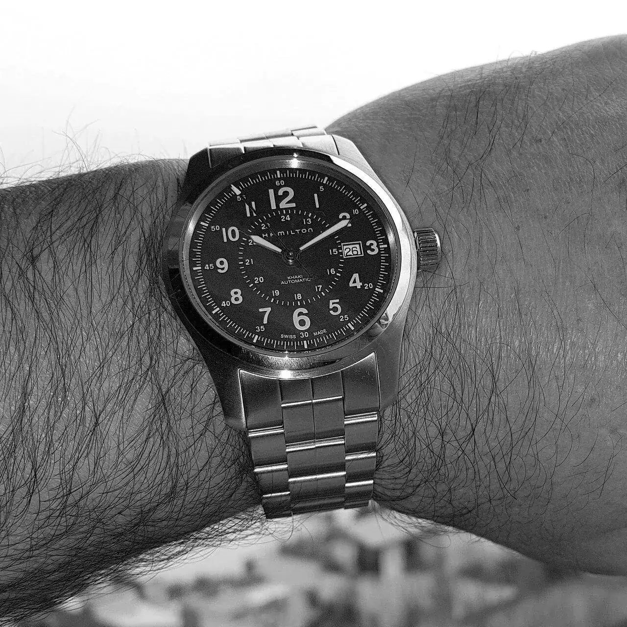 Hamilton Khaki Field Auto 42 mm 100M Blue Dial Bracelet #H70605143 (ByN).webp