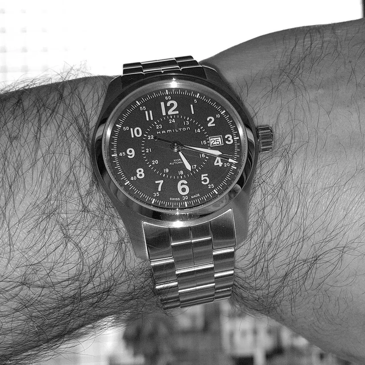 Hamilton Khaki Field Auto 42 mm 100M Blue Dial Bracelet #H70605143 (ByN).webp