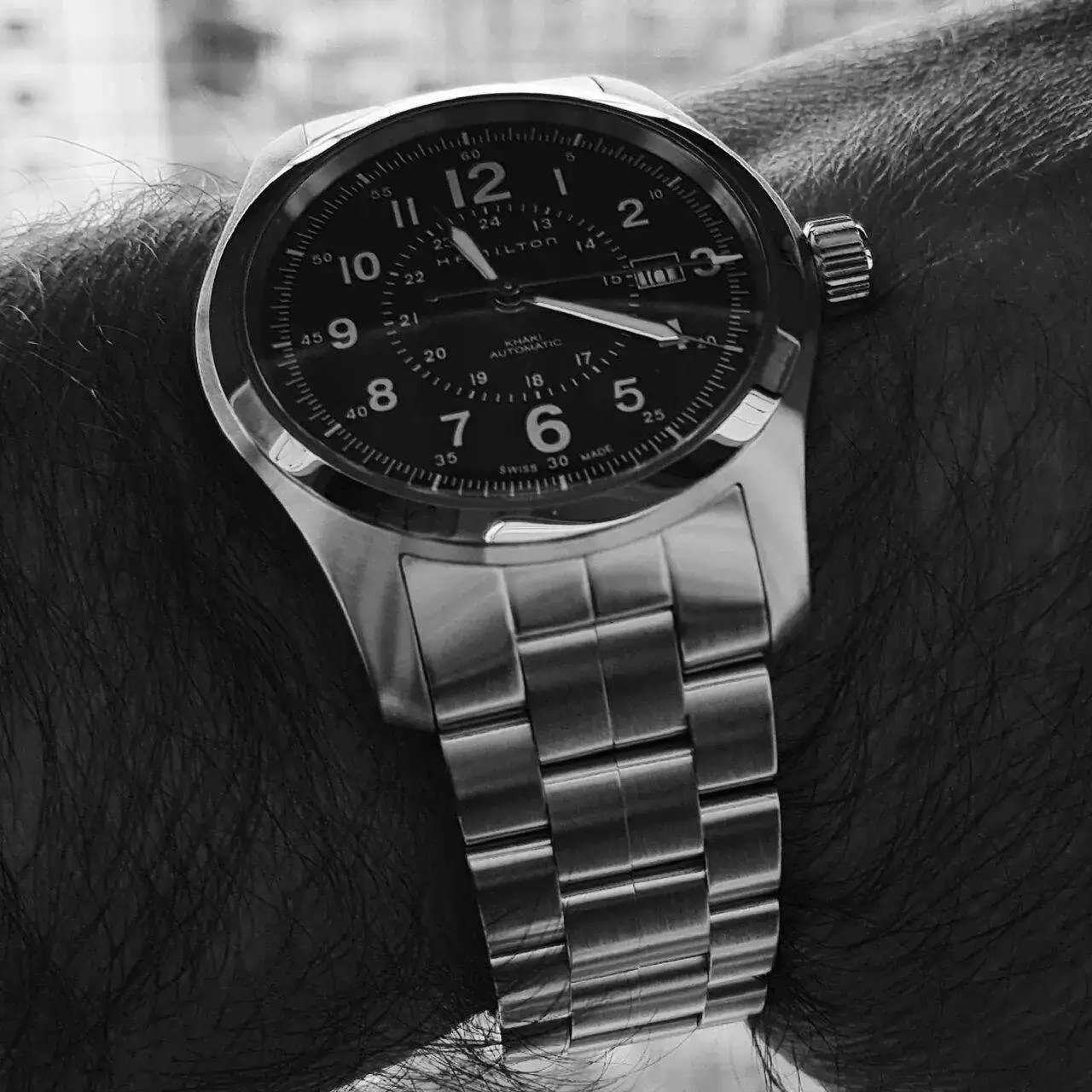Hamilton Khaki Field Auto 42 mm 100M Blue Dial Bracelet #H70605143 (ByN).webp