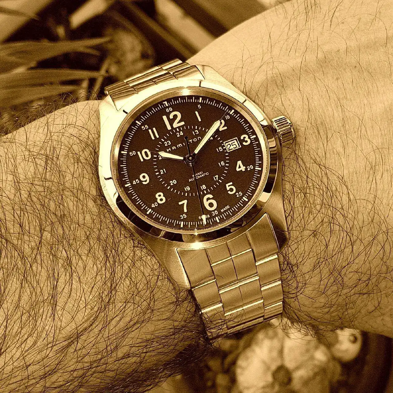 Hamilton Khaki Field Auto 42 mm 100M Blue Dial Bracelet #H70605143 (Sepia).webp