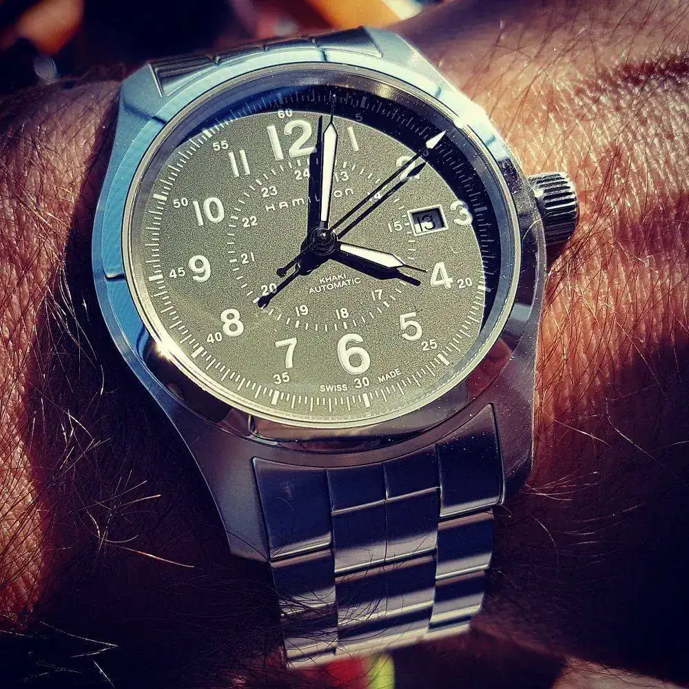 Hamilton Khaki Field Auto 42mm 100M Green Dial Cal. H10 Ref. H70605163 (1).jpg