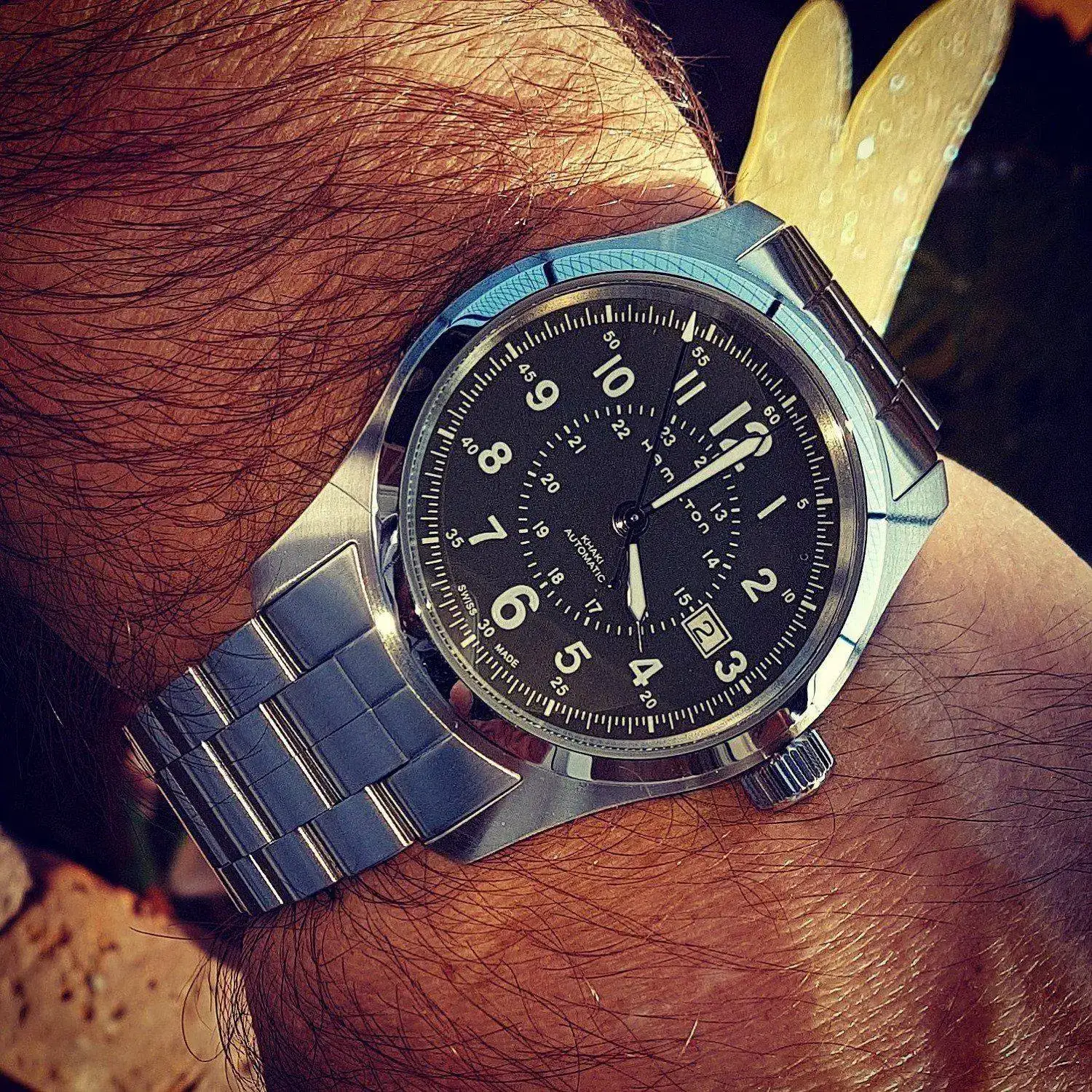 Hamilton Khaki Field Auto 42mm 100M Green Dial Cal. H10 Ref. H70605163 (1).jpg