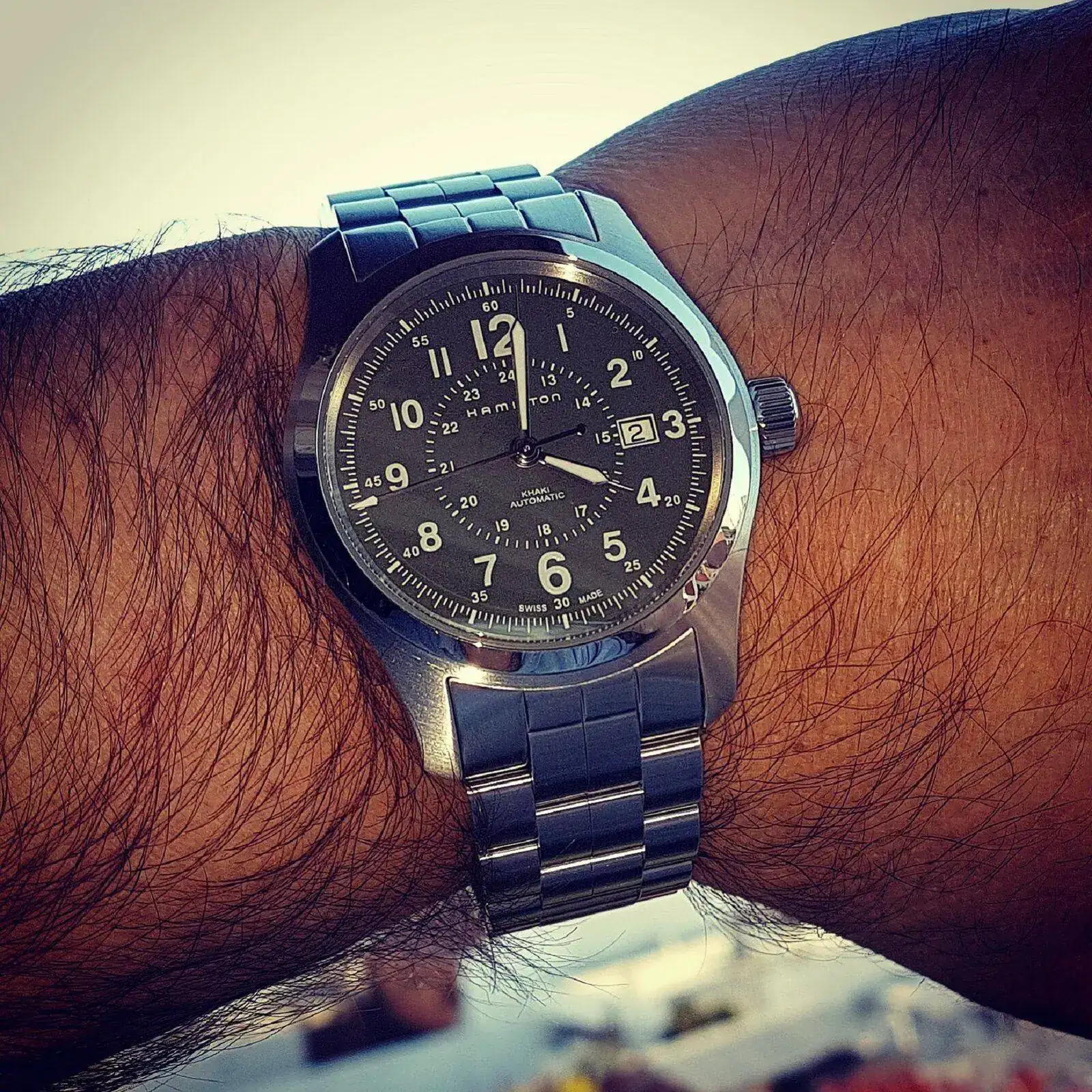 Hamilton Khaki Field Auto 42mm 100M Green Dial Cal. H10 Ref. H70605163 (2).webp