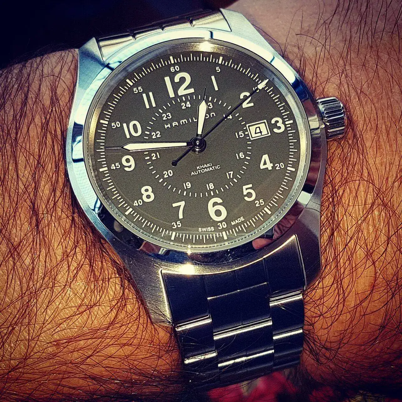 Hamilton Khaki Field Auto 42mm 100M Green Dial Cal. H10 Ref. H70605163 (2).webp