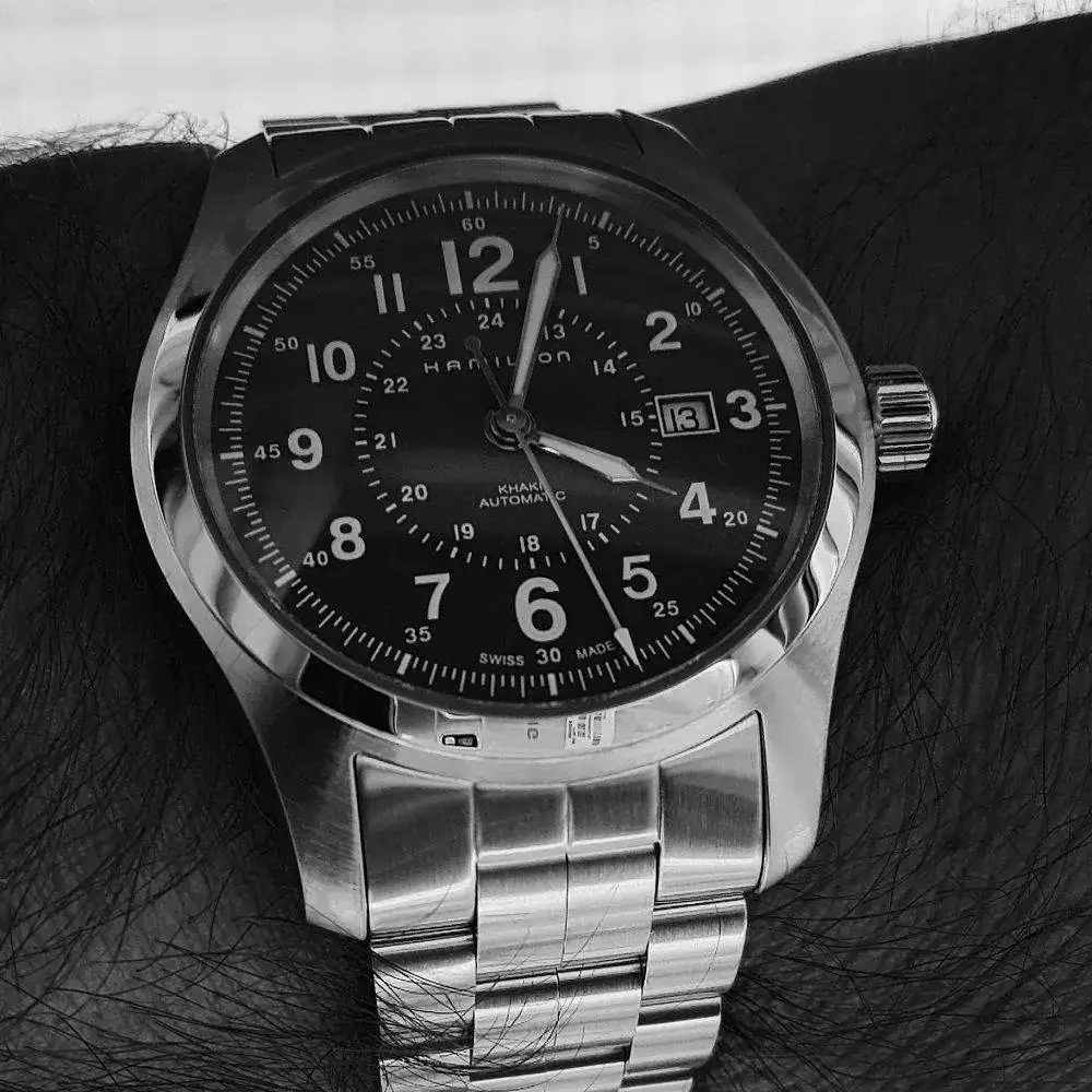 Hamilton Khaki Field Auto 42mm 100M Green Dial Cal. H10 Ref. H70605163 (B&W) (1).webp