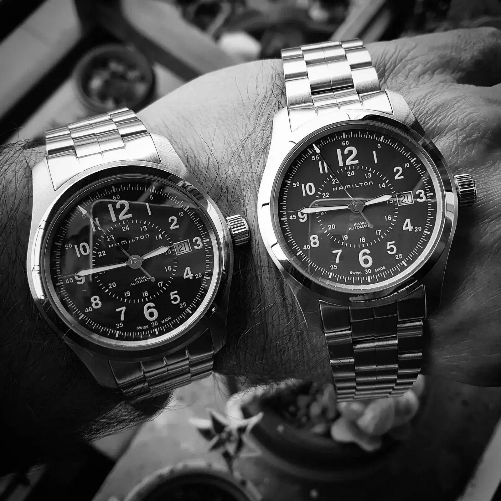 Hamilton Khaki Field Auto 42mm 100M Green Dial Cal. H10 Ref. H70605163 (B&W) (1).webp