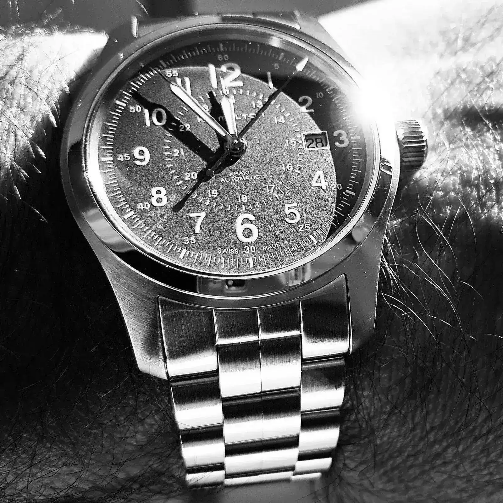 Hamilton Khaki Field Auto 42mm 100M Green Dial Cal. H10 Ref. H70605163 (B&W).webp