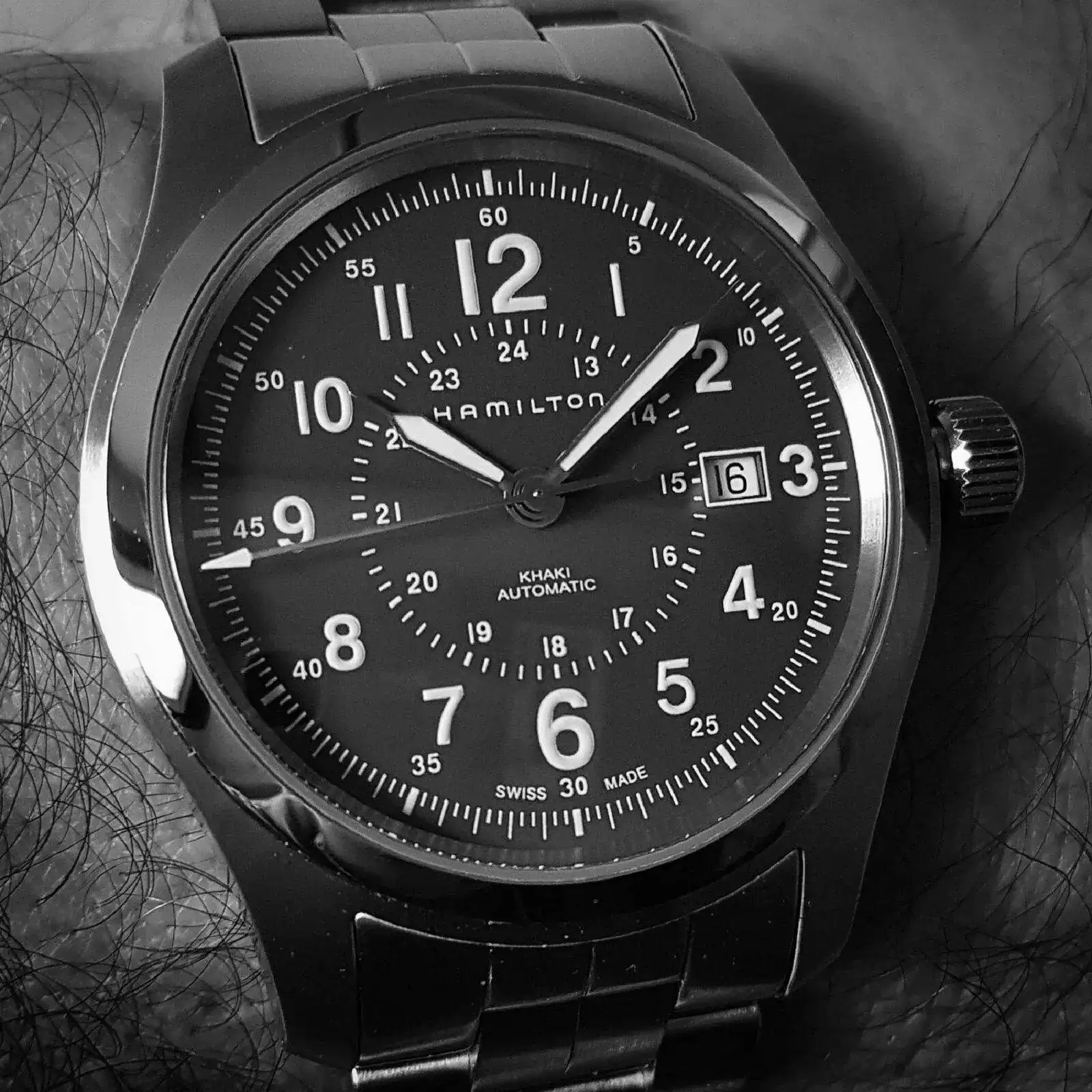 Hamilton Khaki Field Auto 42mm 100M Green Dial Cal. H10 Ref. H70605163 (ByN)(2).webp