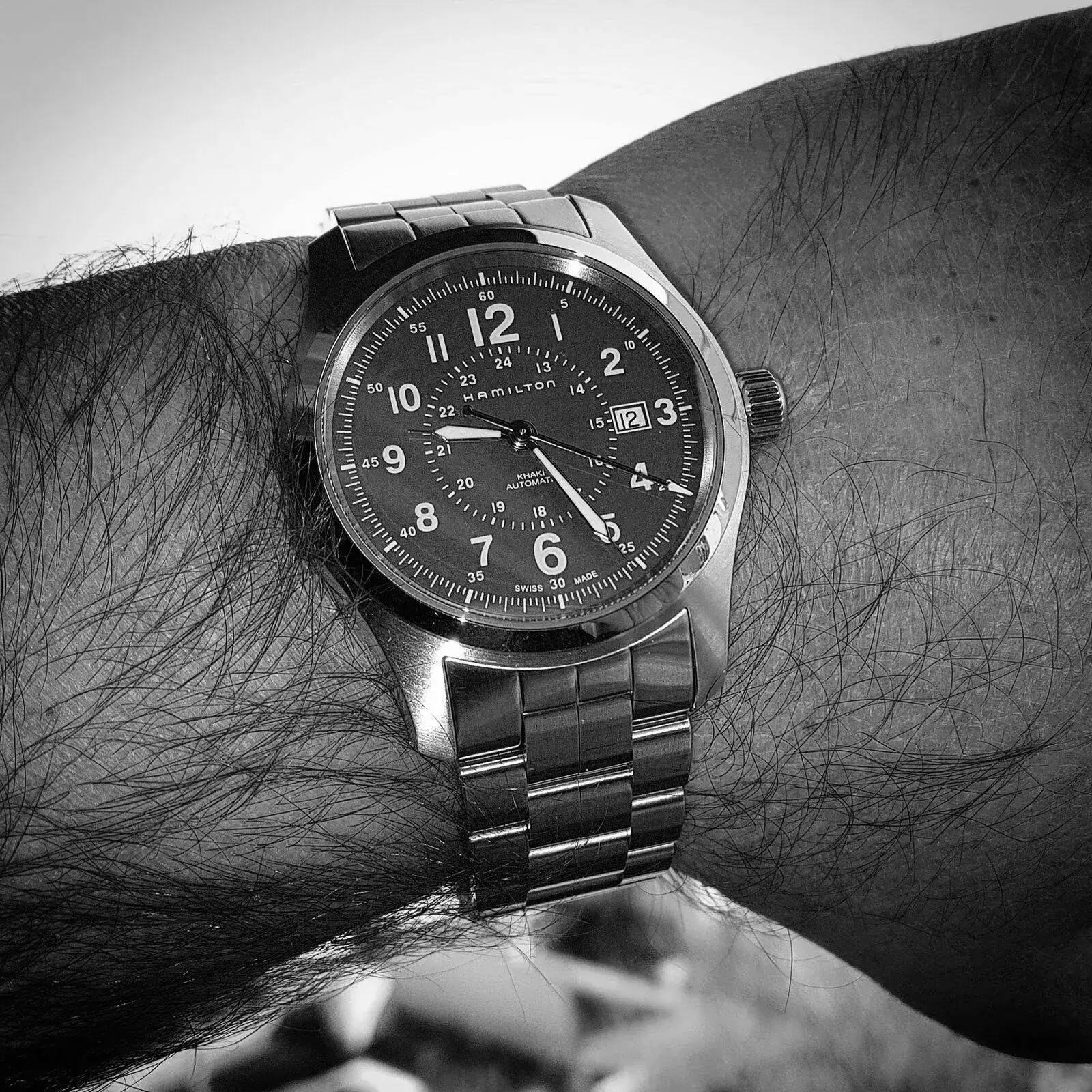 Hamilton Khaki Field Auto 42mm 100M Green Dial Cal. H10 Ref. H70605163 (ByN).webp