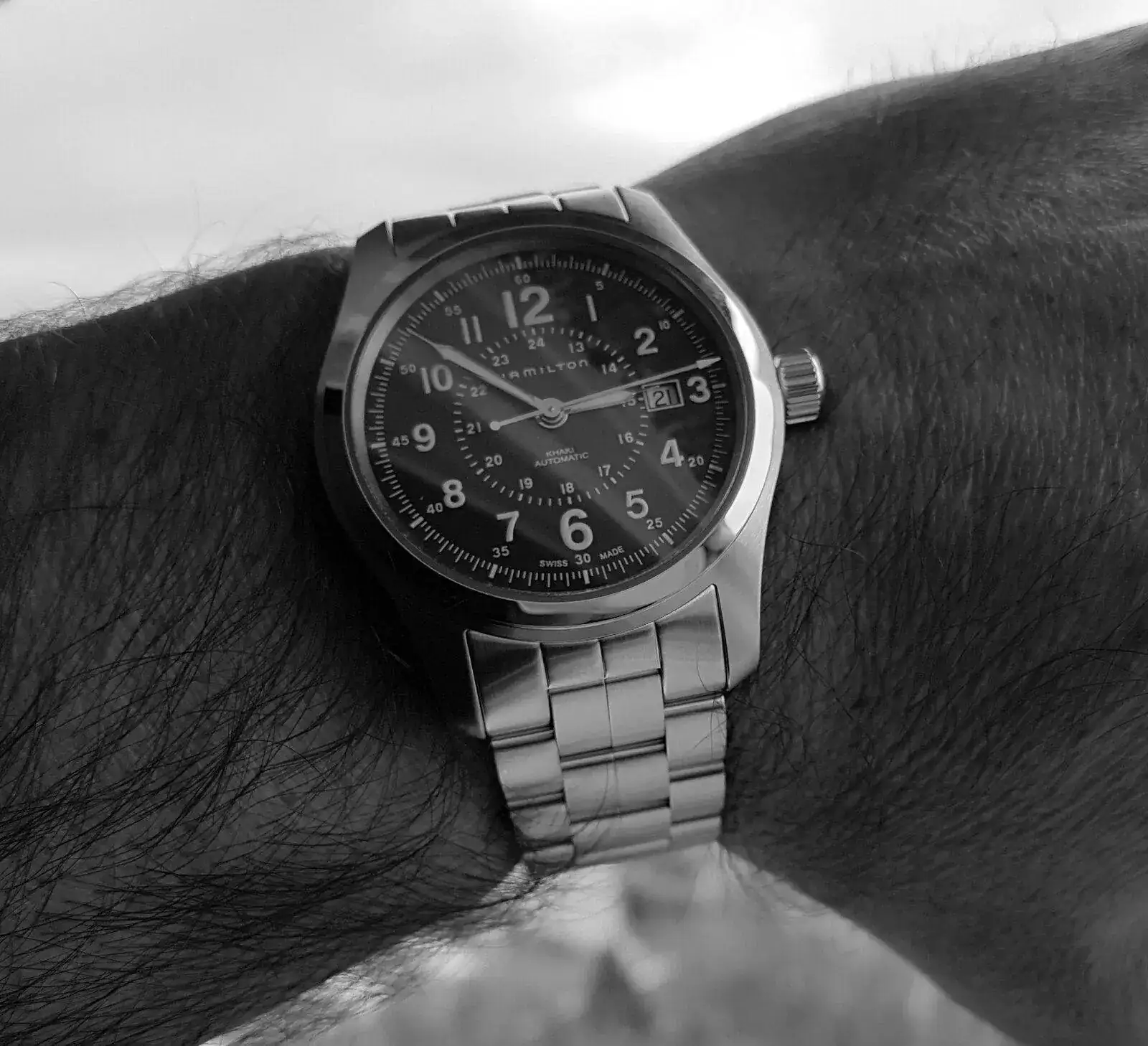 Hamilton Khaki Field Auto 42mm 100M Green Dial Cal. H10 Ref. H70605163 (ByN).webp