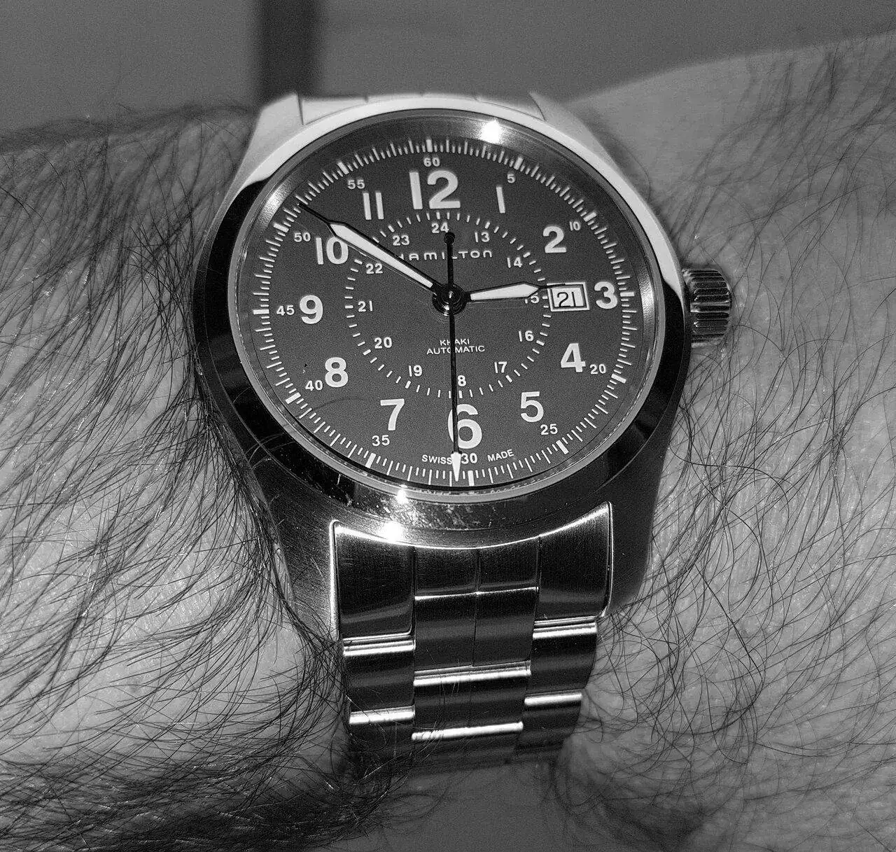 Hamilton Khaki Field Auto 42mm 100M Green Dial Cal. H10 Ref. H70605163 (ByN).webp