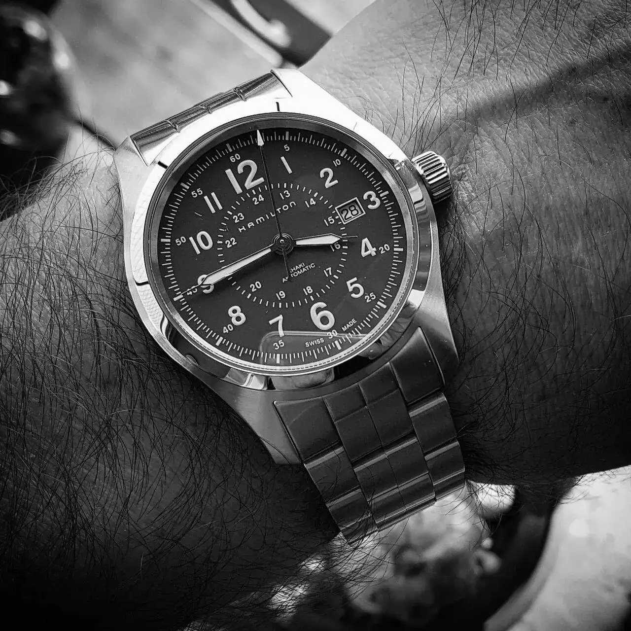 Hamilton Khaki Field Auto 42mm 100M Green Dial Cal. H10 Ref. H70605163 (ByN).webp