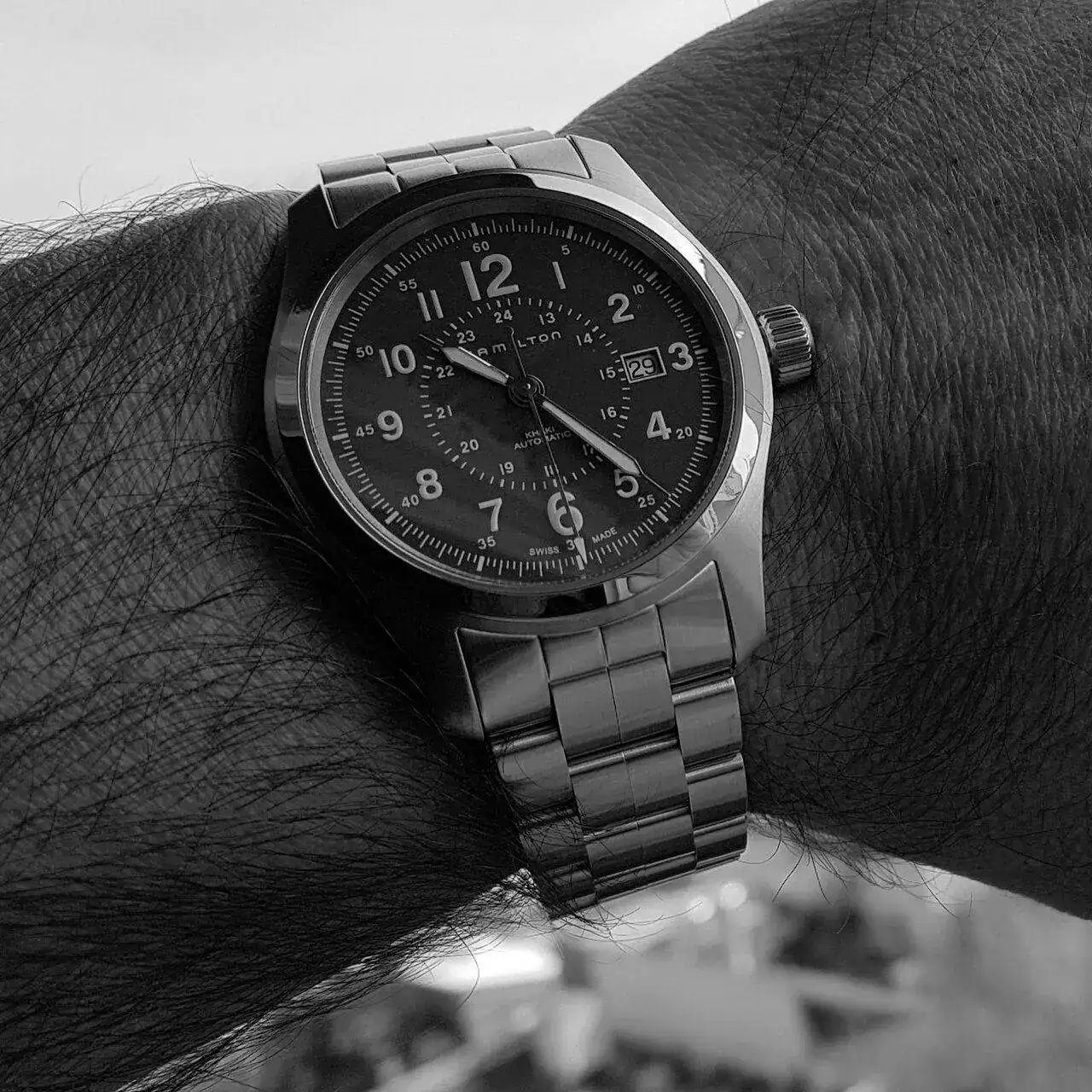 Hamilton Khaki Field Auto 42mm 100M Green Dial Cal. H10 Ref. H70605163 (ByN).webp