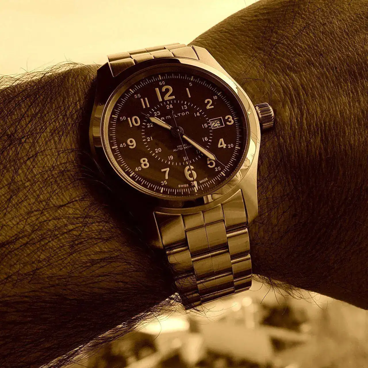 Hamilton Khaki Field Auto 42mm 100M Green Dial Cal. H10 Ref. H70605163 (Sepia).webp