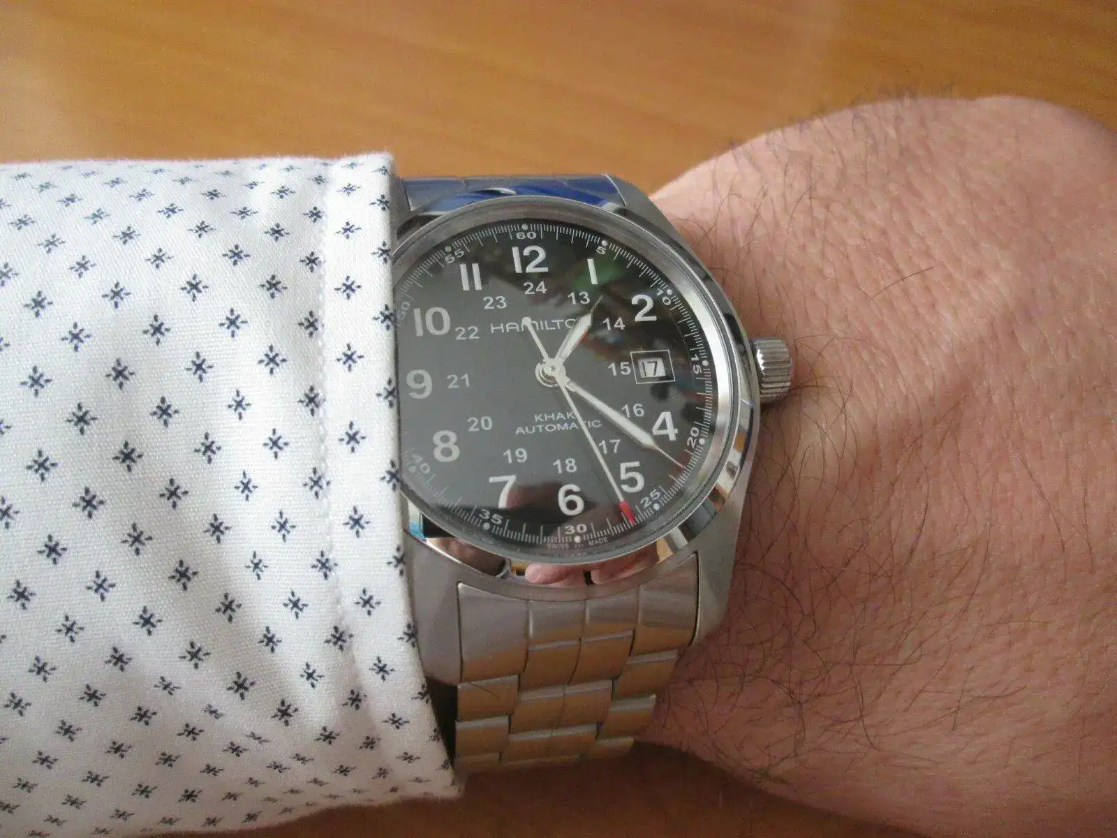 Hamilton Khaki Field d17 (2).webp