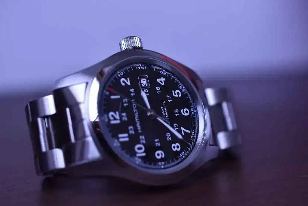 Hamilton Khaki Field d27 (2).webp
