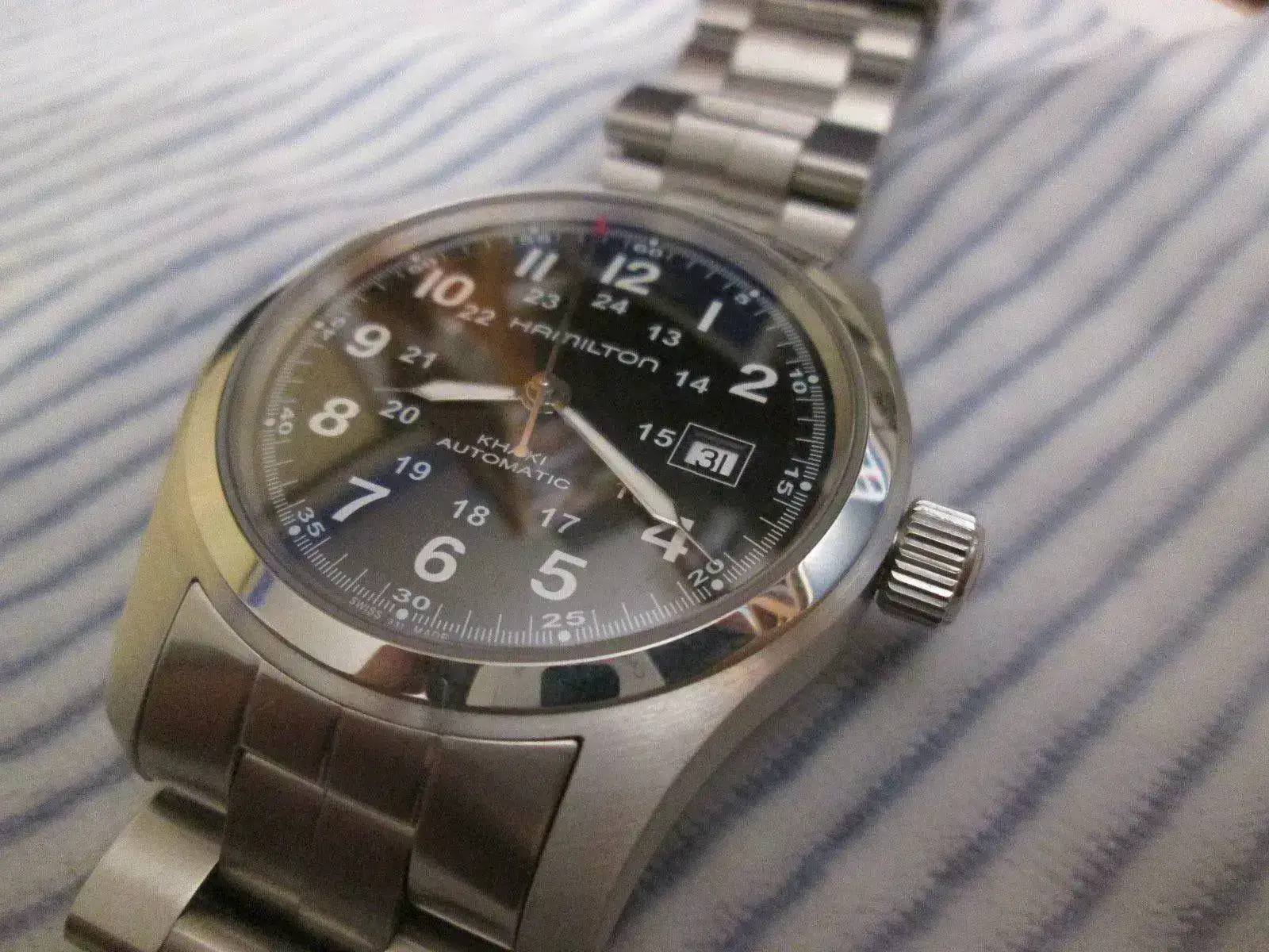Hamilton Khaki Field d31 (2).webp