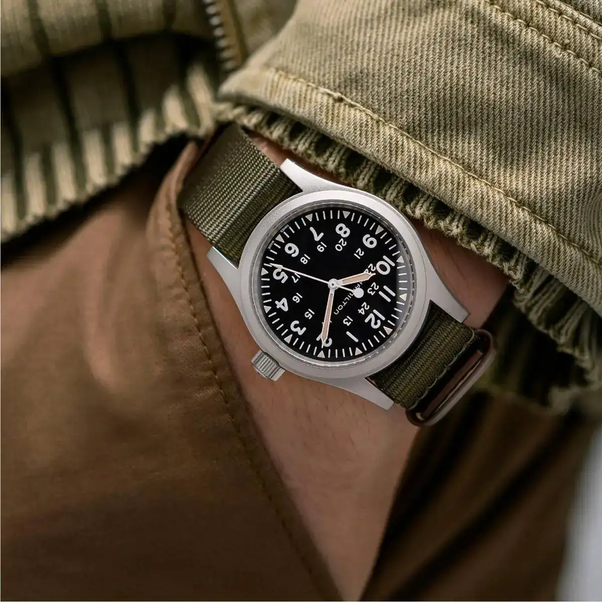 hamilton-khaki-field-mecanico-38-mm.jpg