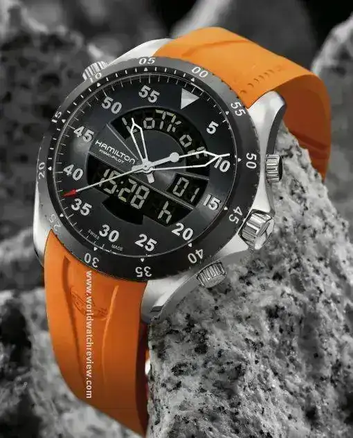 hamilton-khaki-flight-timer-analog-digital-watch.webp