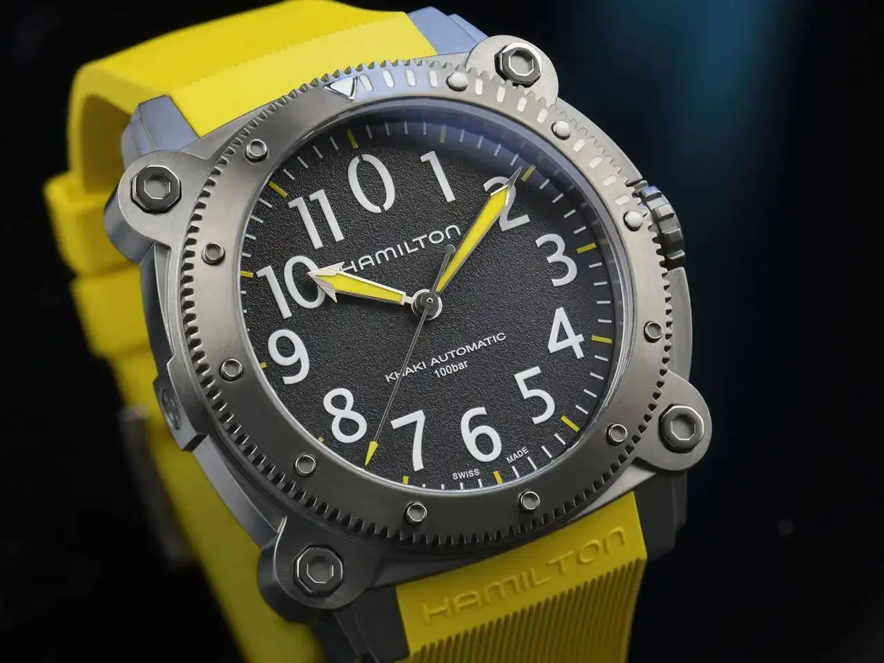 Hamilton Khaki Navy BeLOWZERO.webp