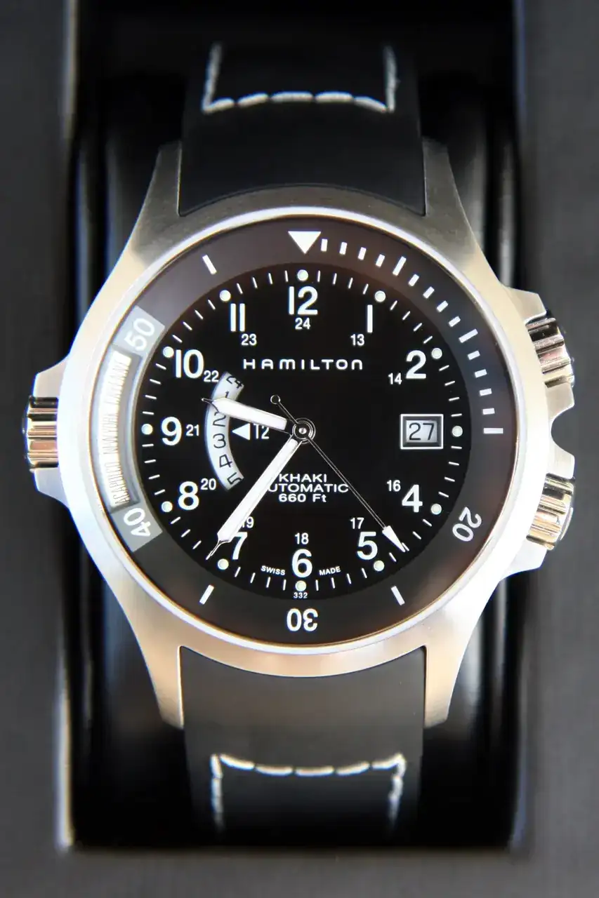 Hamilton-Khaki-Navy-GMT.webp
