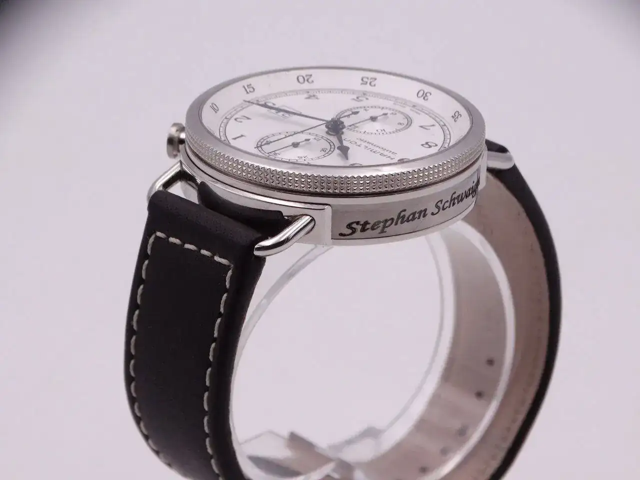 HAMILTON Khaki Navy Pioneer 06523.webp