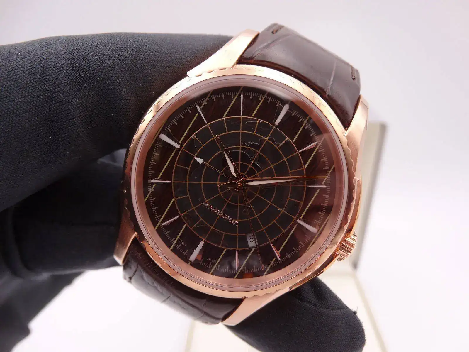 hamilton riva 9529.webp