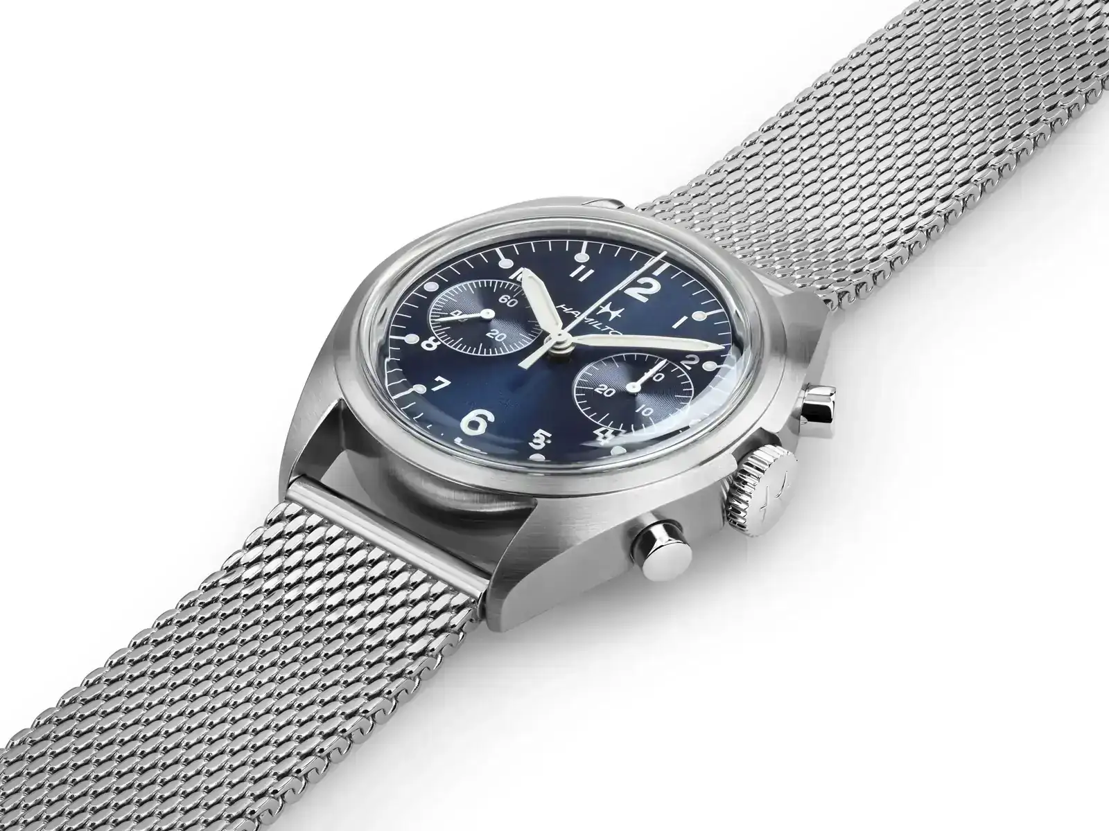 Hamilton_Khaki_Aviation_Pilot_Pioneer_Chrono-1.webp