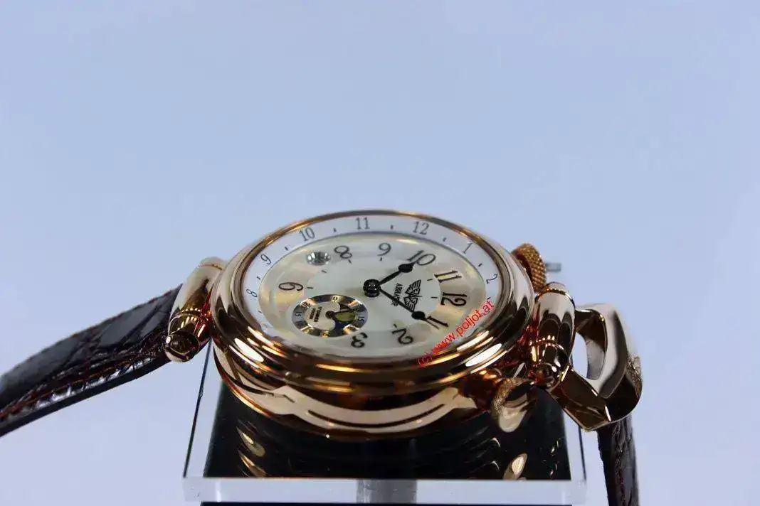 hau_aviator3105-102_3.webp