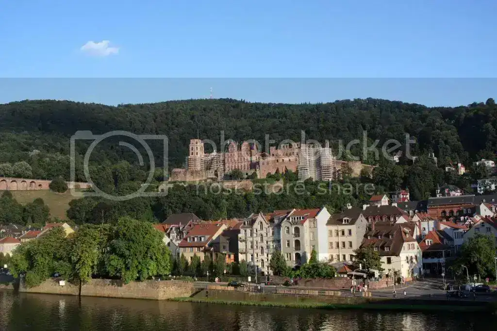 heid0013_zpsb7e09223.webp