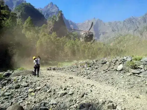 helicoptero-ges-la-caldera-de-taburiente.webp