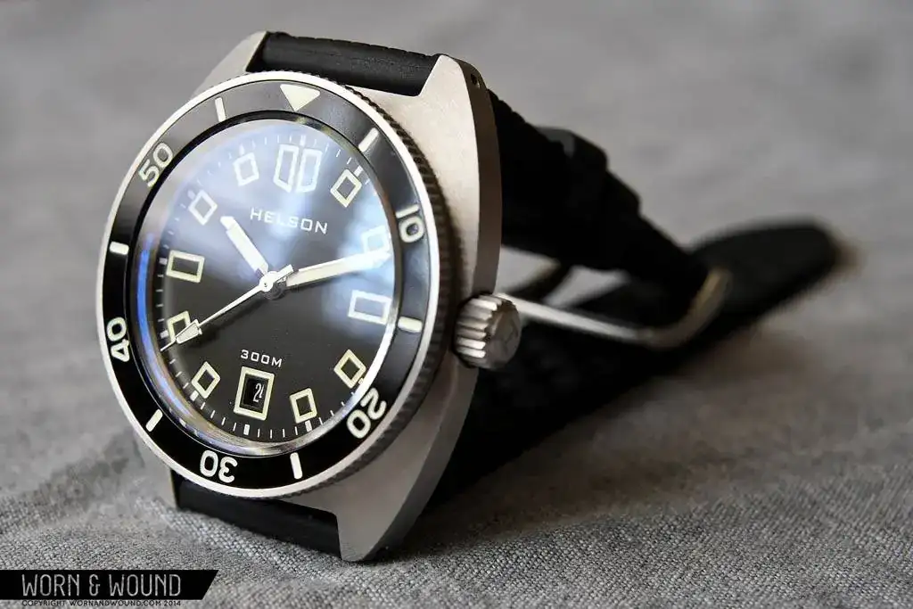 HELSON_SPEAR_DIVER_ProppedRight.webp