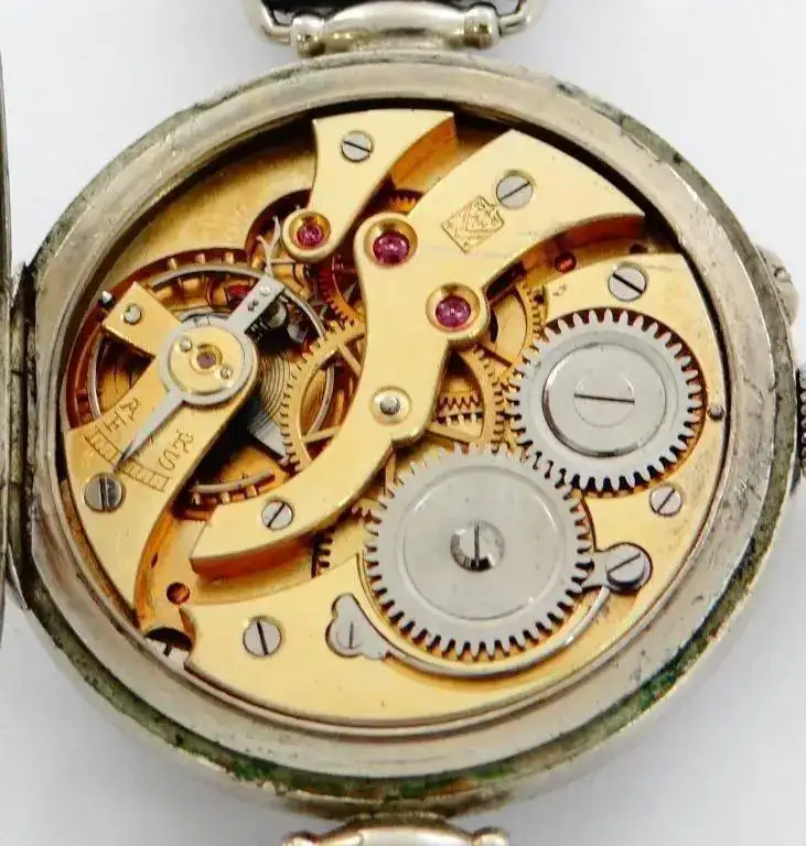 Henry Moser Calibre.webp