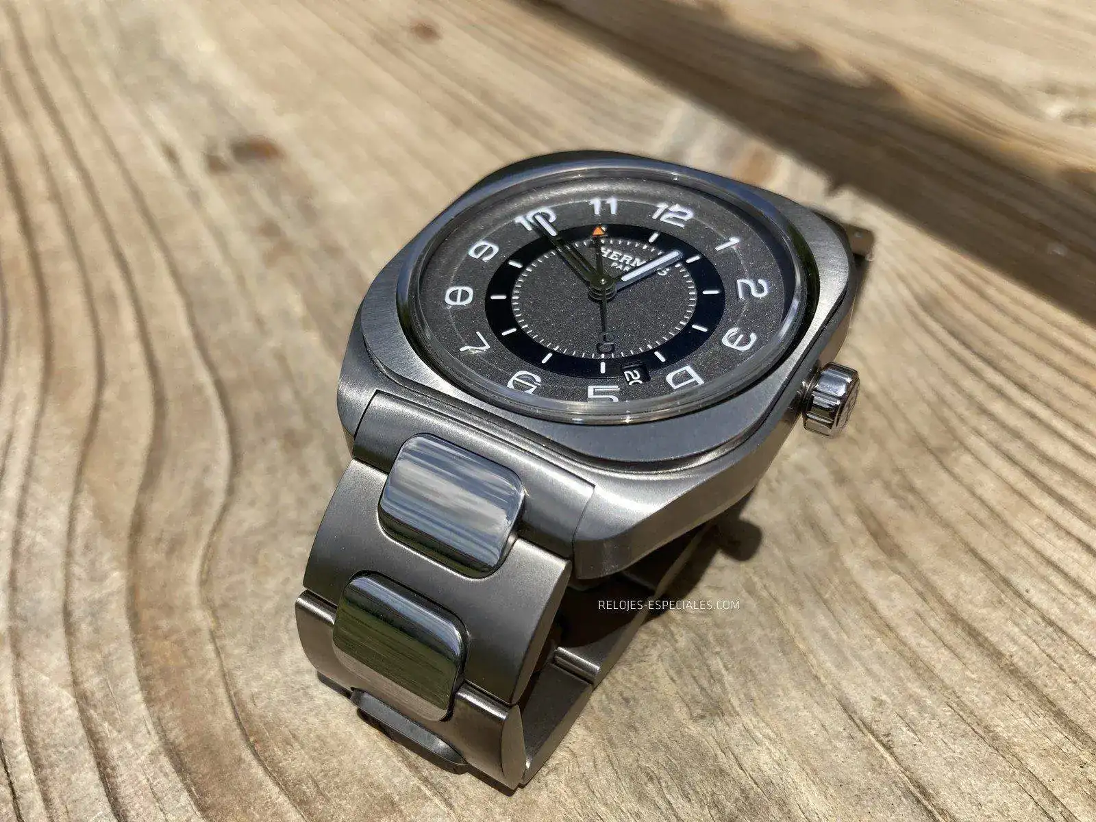 Hermes_H08-6.JPG