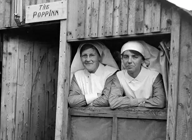 hero_ww1-nurses-2.webp