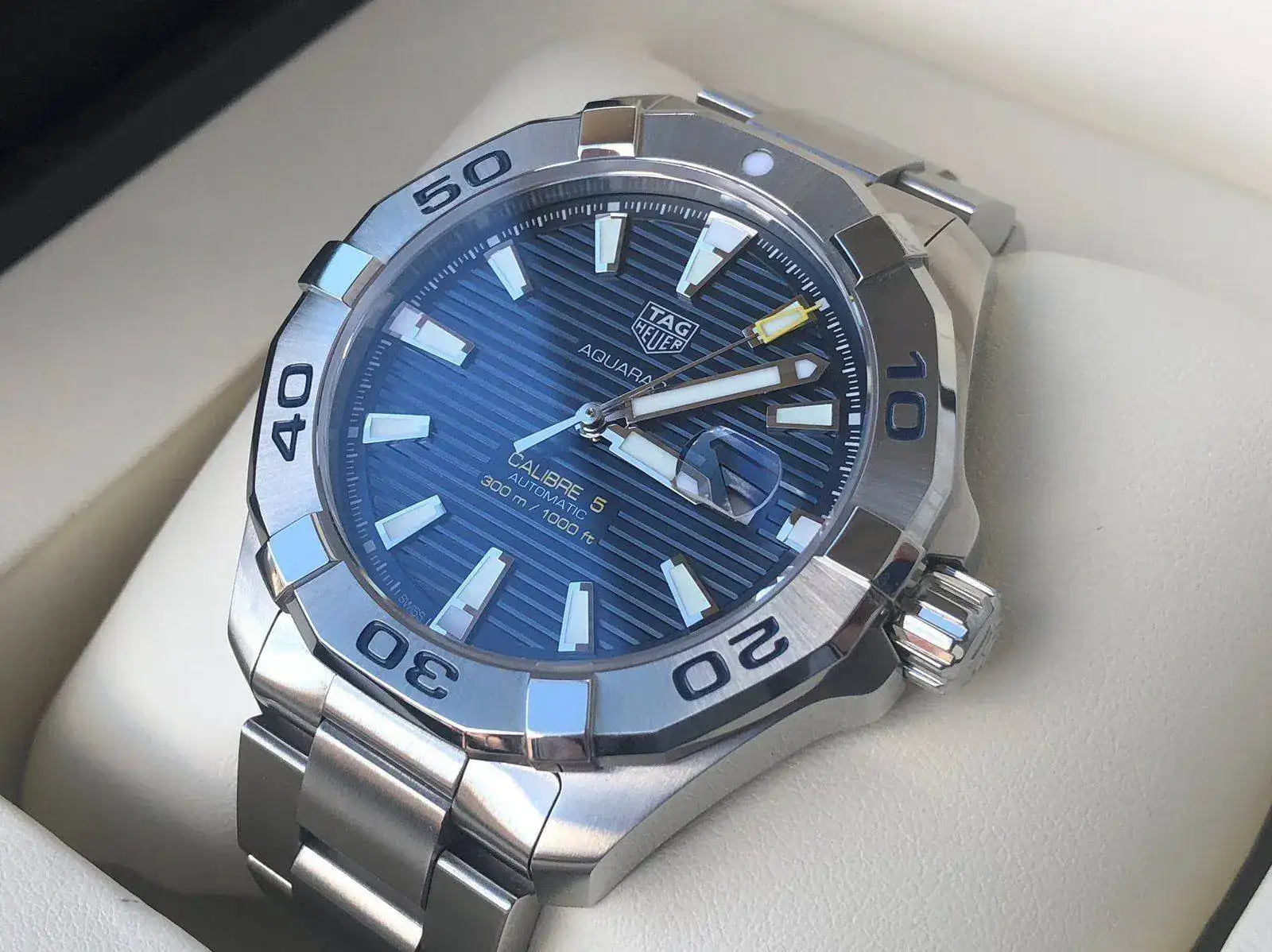 -heuer-aquaracer-calibre-5-43mm-WAY2010.BA0927-111.webp