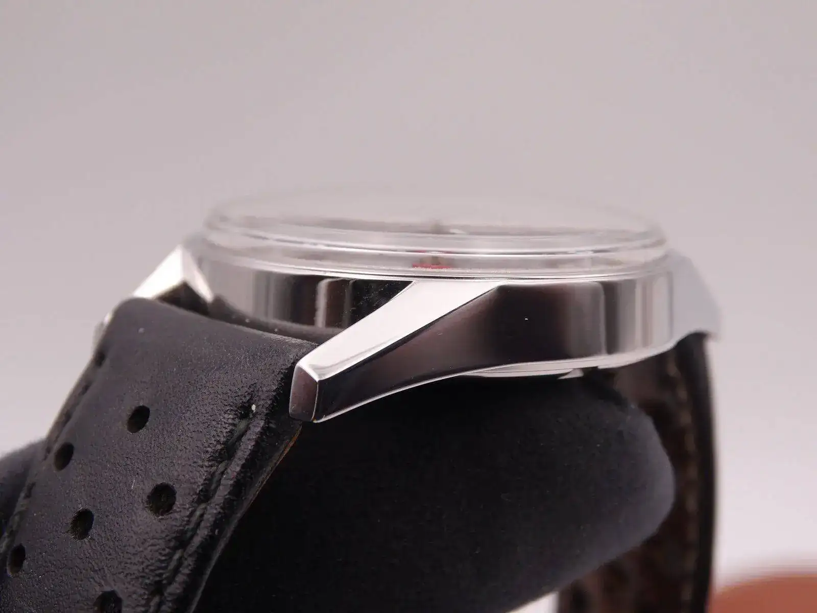 Heuer Carrera Re-edition 09450.JPG