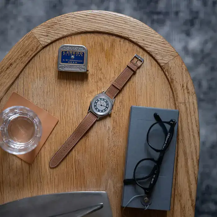 Hodinkee-resized-2_700x.webp