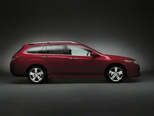 honda_accord_tourer_award.webp
