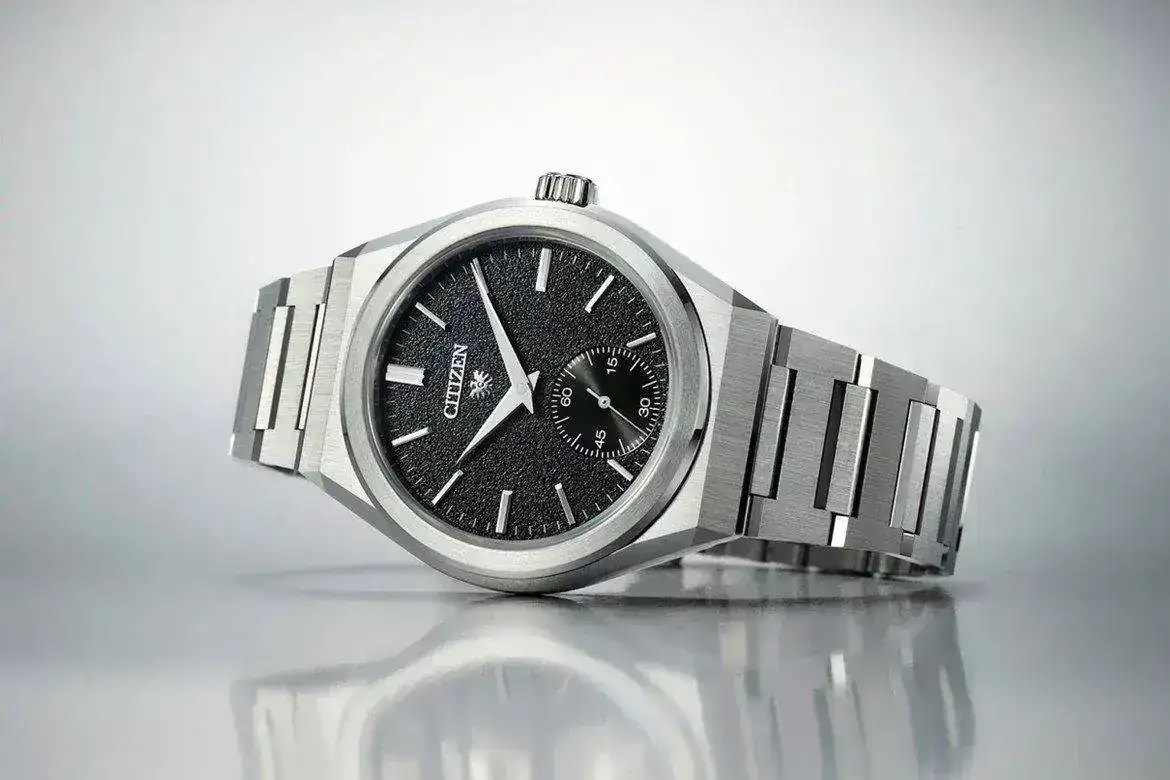 https___hypebeast.com_image_2021_03_citizen-la-joux-perret-caliber-0200-automatic-movement-ti...webp